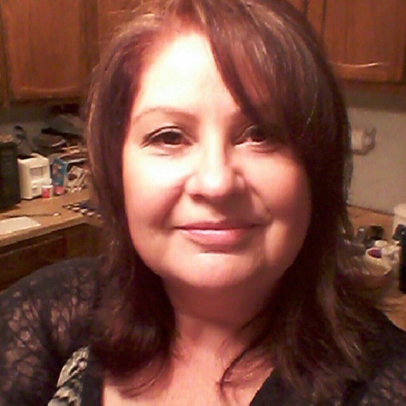 Meet your Posher, Janet