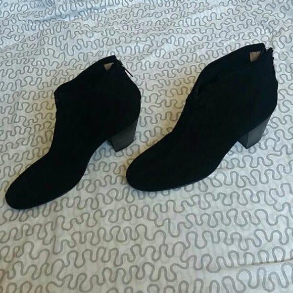 Black suede-like boots - Picture 2 of 4