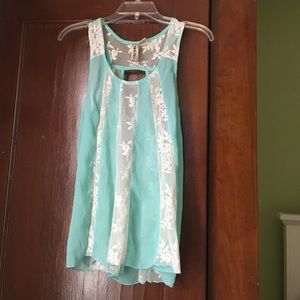 🌟Spring Flowy shirt 🌙