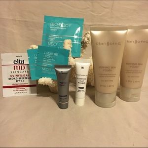 Lot of Upscale 8 Skin Care Samples