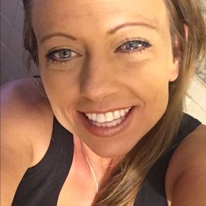Meet your Posher, Lacey