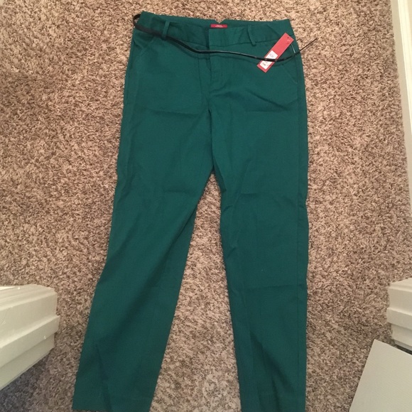 Green ankle length pants NWT