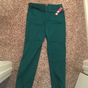Green ankle length pants NWT