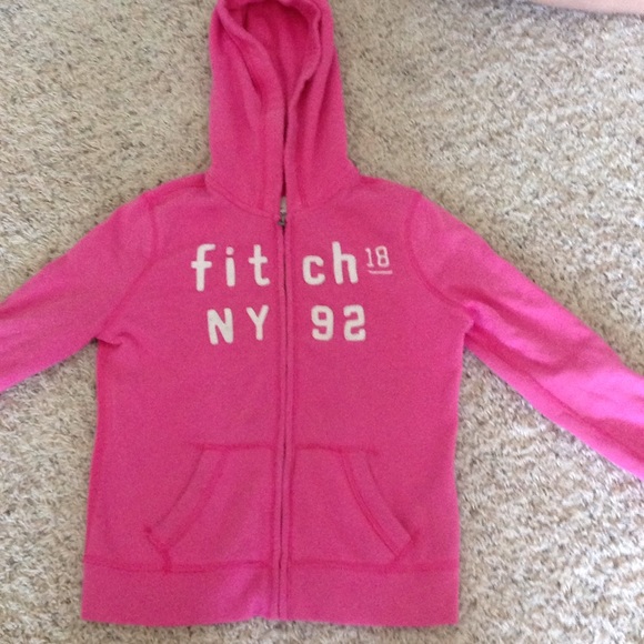 Sweatshirt - Picture 1 of 2