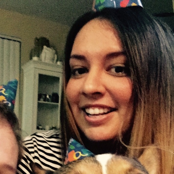 Meet your Posher, Marissa