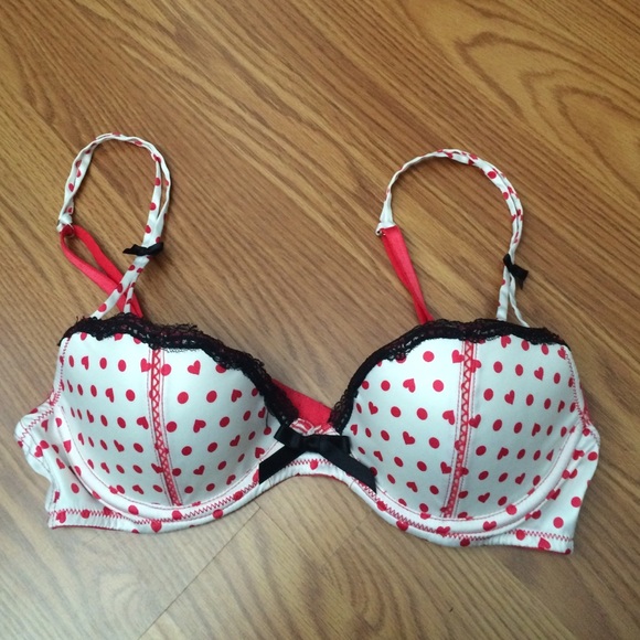 Victoria's Secret bra 34b
