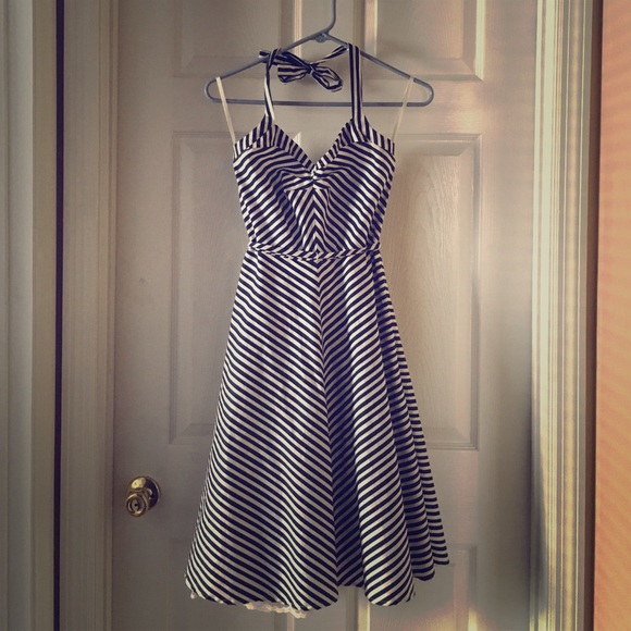 💓A. Byer stripped dress