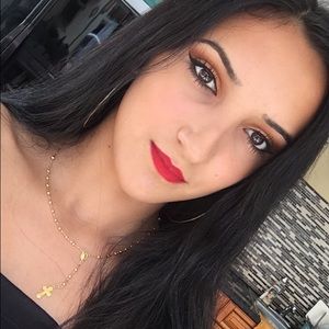 Meet your Posher, Kat