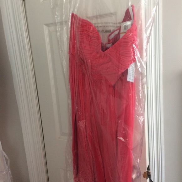 Donna Morgan Strapless Chiffon Dress - Picture 2 of 4
