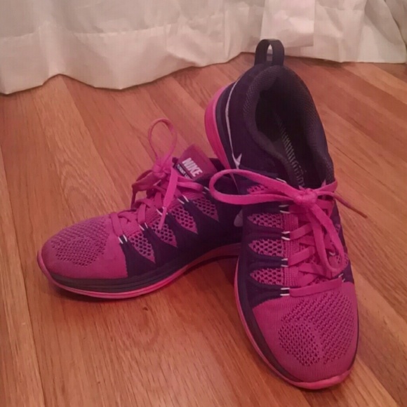 Nike Shoes - Nike flyknit lunar 2