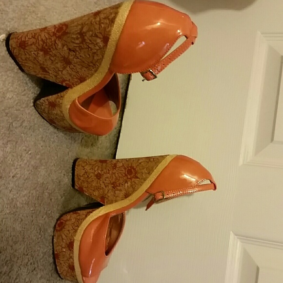 Platform sandles - Picture 2 of 4