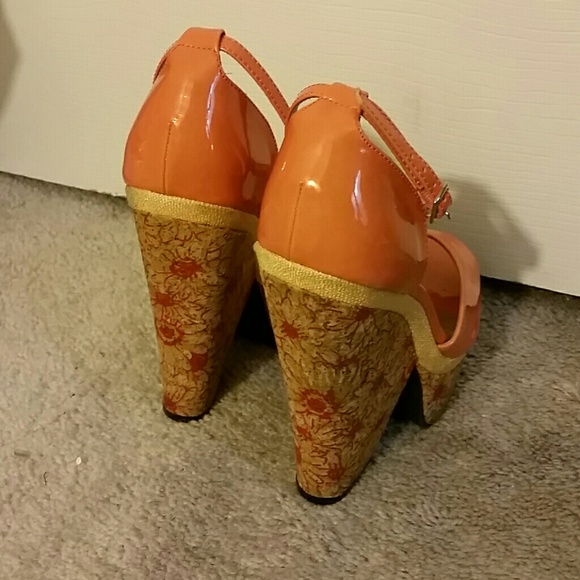 Platform sandles - Picture 4 of 4