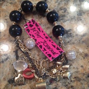 💟FINAL SALE!!💟 💥Betsy Johnson Bracelet - NWT