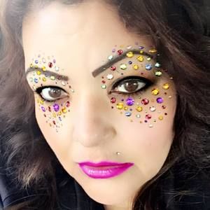 Meet your Posher, Josefina