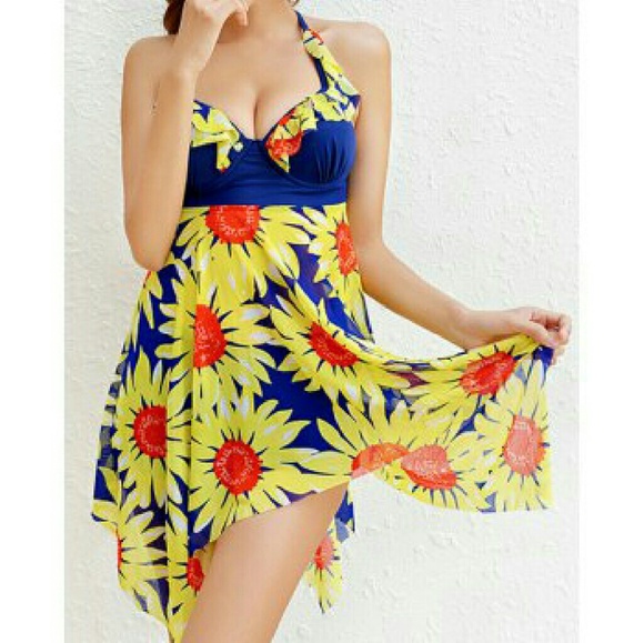 Women's swimsuit