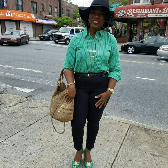 Meet your Posher Gully