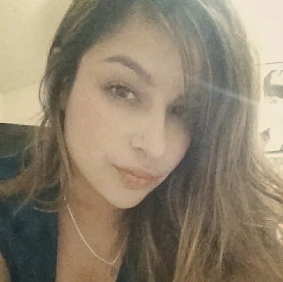 Meet your Posher, Priscilla