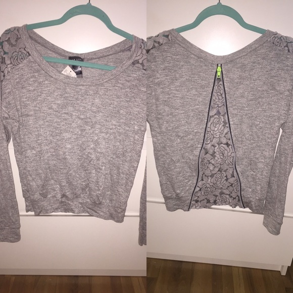 Wet seal grey sweater with zipper back