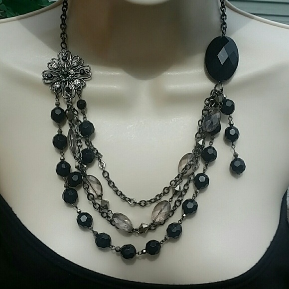 Maurices Jewelry - 🍓STATEMENT NECKLACE!!