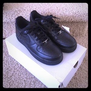 **NWT** Women's Air Force 1's, Size 7.5