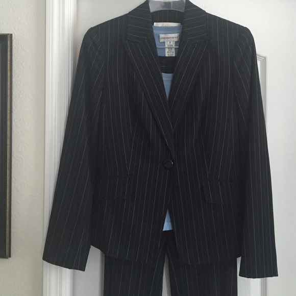 3 piece Jones of New York suit