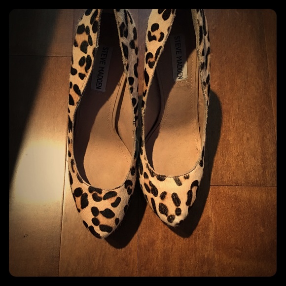 Steven madden leopard print heels