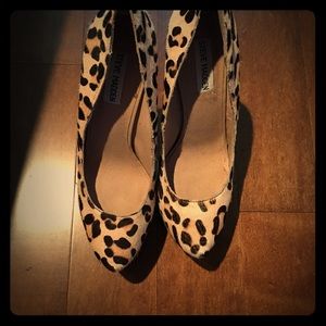 Steven madden leopard print heels