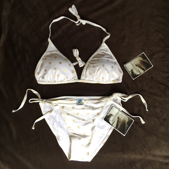 Island World Other - 🌟Flash Sale🌟White and Gold Bikini Set