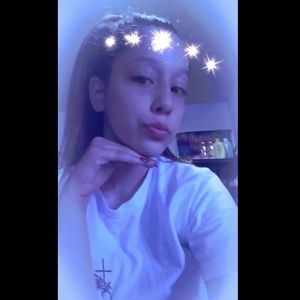 Meet your Posher, Cassandra