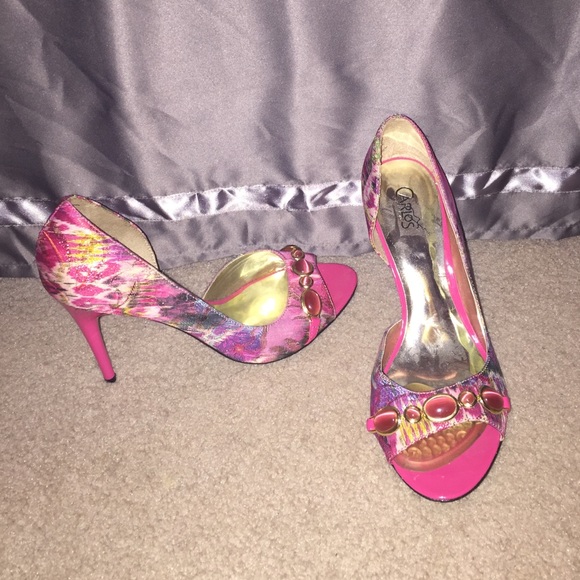 Carlos Santana high heels. Pink with gems