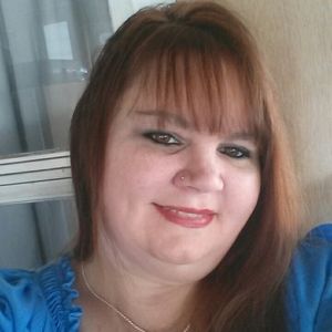 Meet your Posher, Carrie