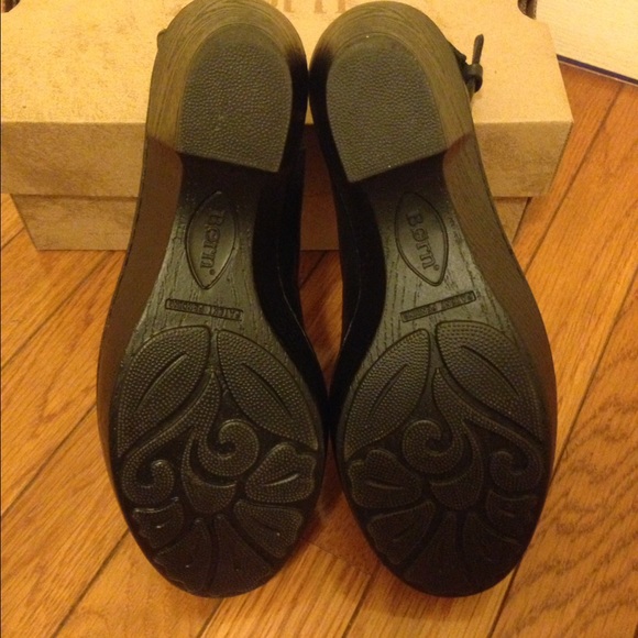 SOLD - Picture 3 of 4