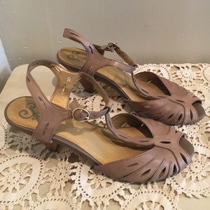 Vintage t-strap Gastby Heels