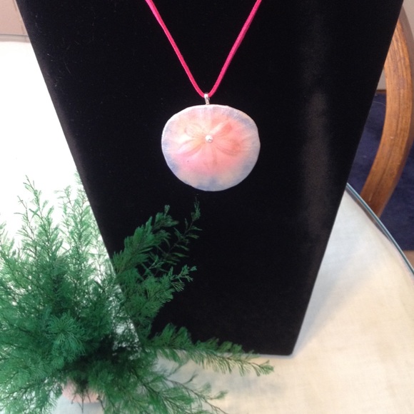 Sandollar necklace