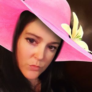 Meet your Posher, Stacy