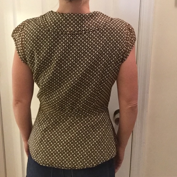 Fit-and-flare silk top - Picture 2 of 4