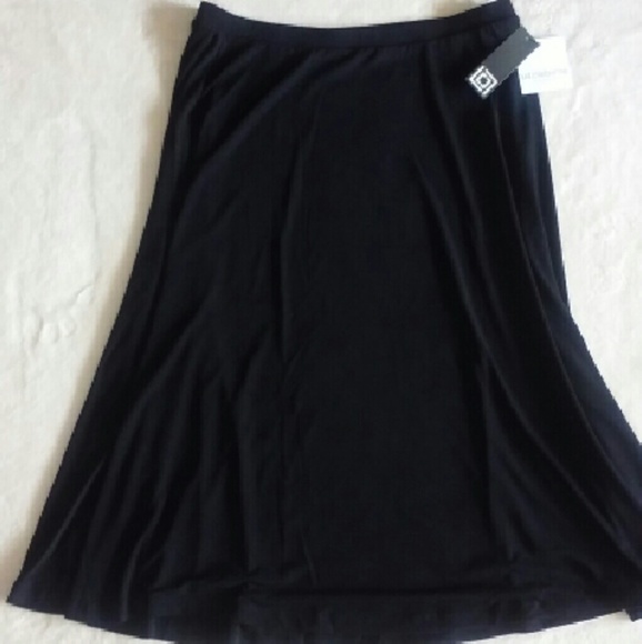 NWT Liz Claiborne Skirt-Black