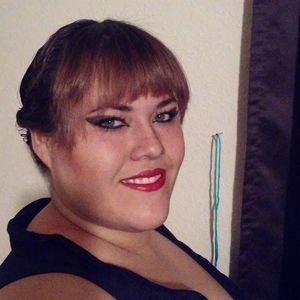 Meet your Posher, Celina