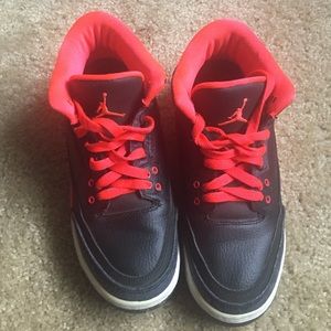 Crimson Air Jordan 3s