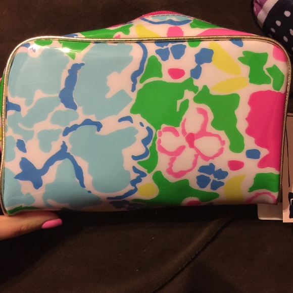 Extra Pics - image 4