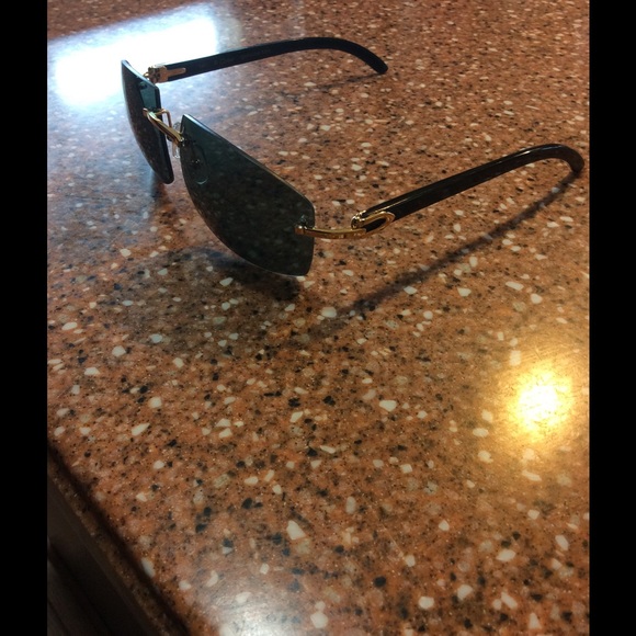 Buffalo Cartiers - Picture 3 of 4