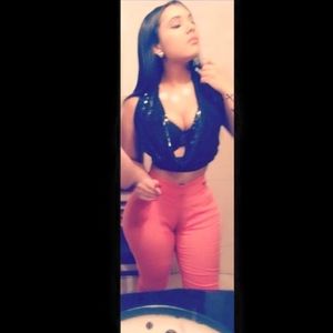 Meet your Posher, Cesarina