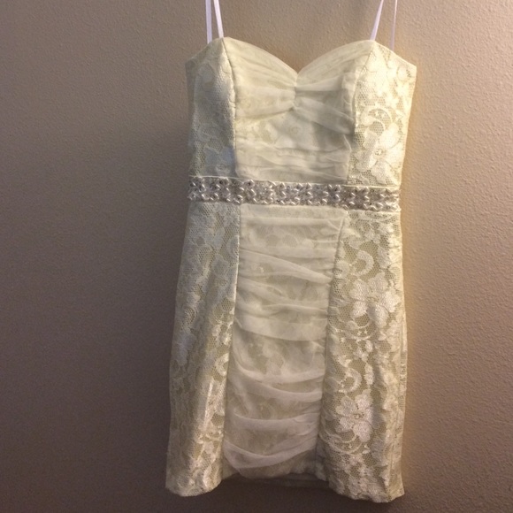 Roberta Cream Strapless Dress