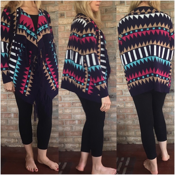 ✨1HRSALE Unique Tribal Tassel Cardi Kimono sold - Picture 3 of 4