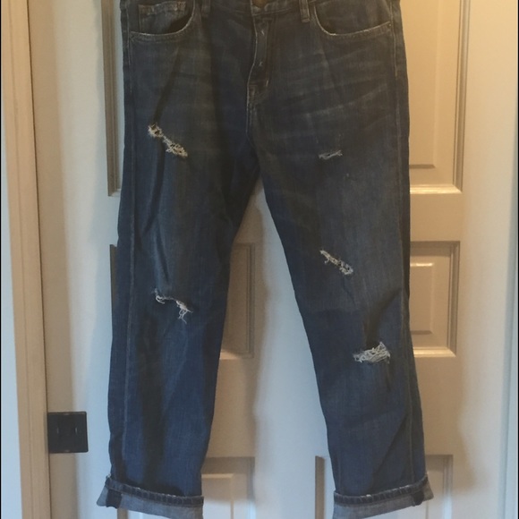 Current Elliot boyfriend jean