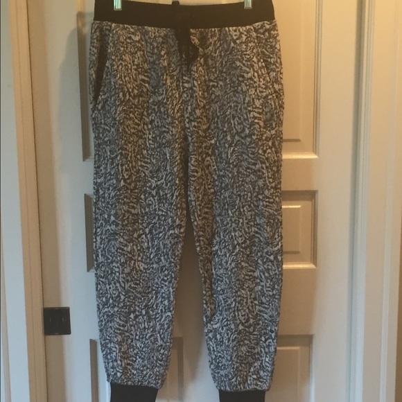 Elizabeth and james fashion jogger pant