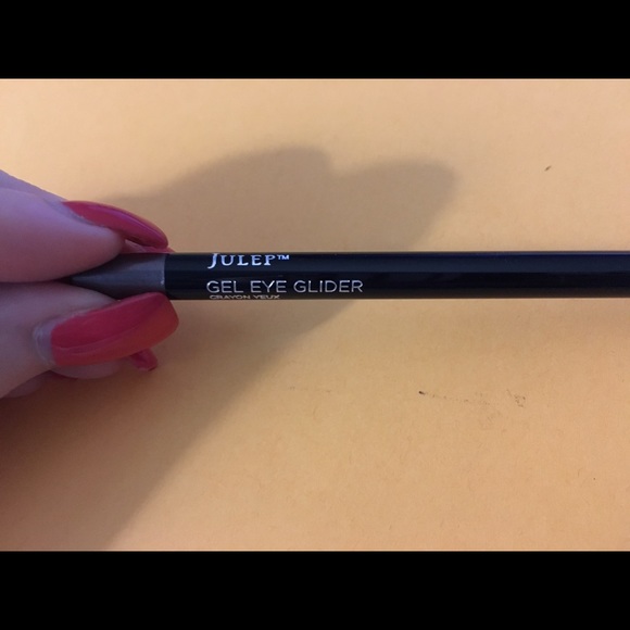 Julep Gel Eye Glider  **FREE GIFT**