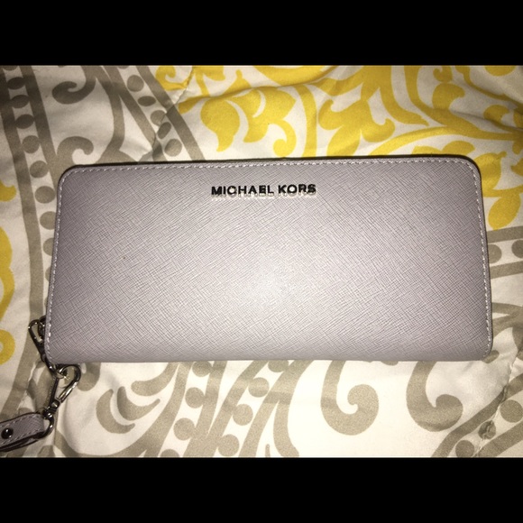 Mk Heather Grey Wallet‼️HOLD‼️
