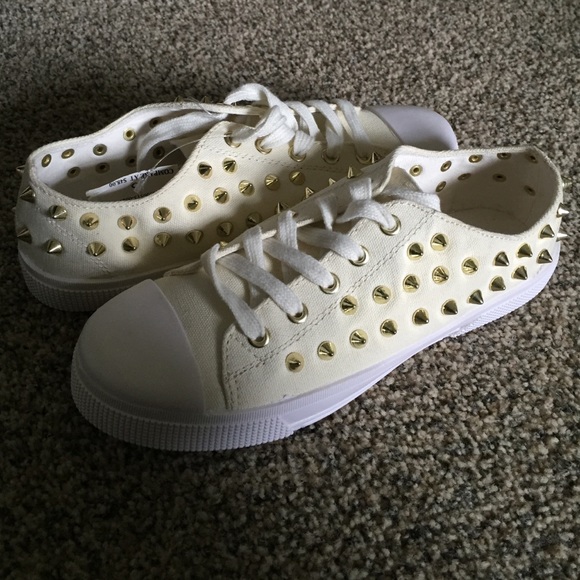 NWT Gold studded sneakers