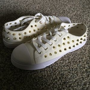 NWT Gold studded sneakers